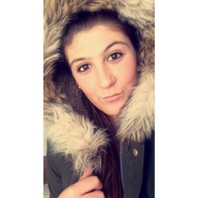 14 ❤️ from gibraltar  in a relationship