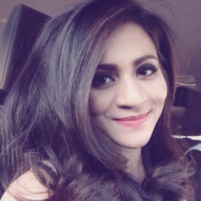 Singer | Part of @NezAcademy_NET | Booking: yasmin.aina@ymail.com / 082144439953