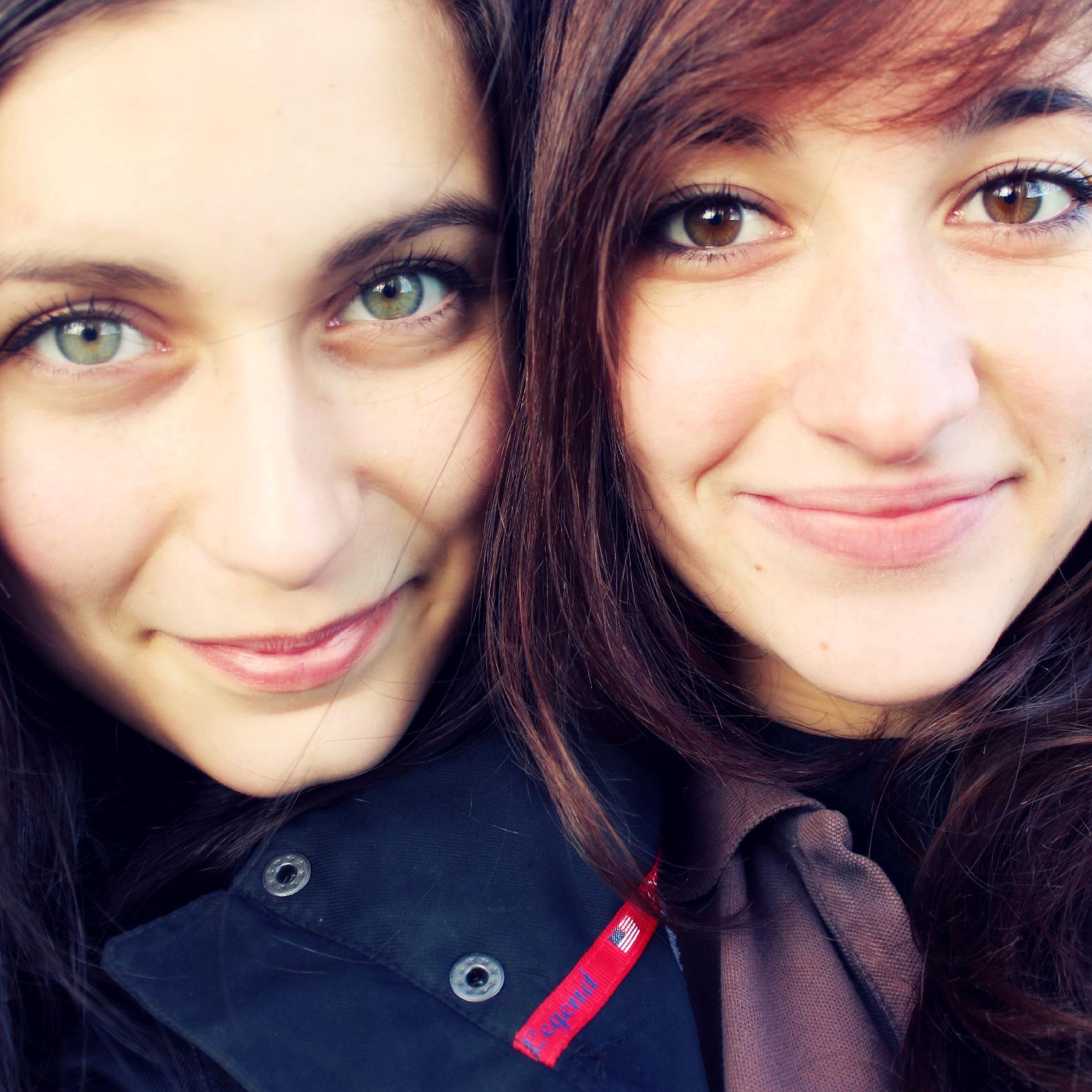 Wendy et Sonia - Youtubeuses équitation - instagram : so_horsy