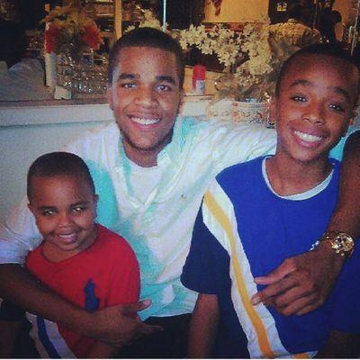 CombMy_HarriSon's profile picture. Can’t remember who I stole my bio from or why.