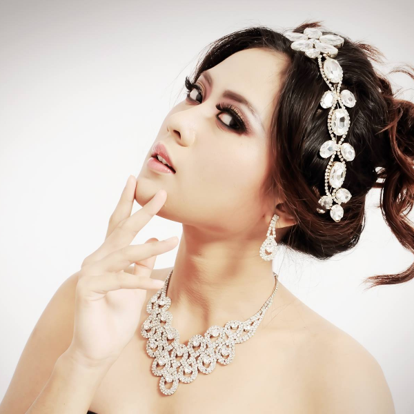 DMdesign_makeup's profile picture. 