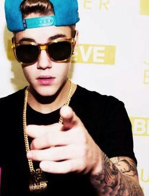 I'm happy to be having JuJu part of my life. but he don't know i exist... so let's cry