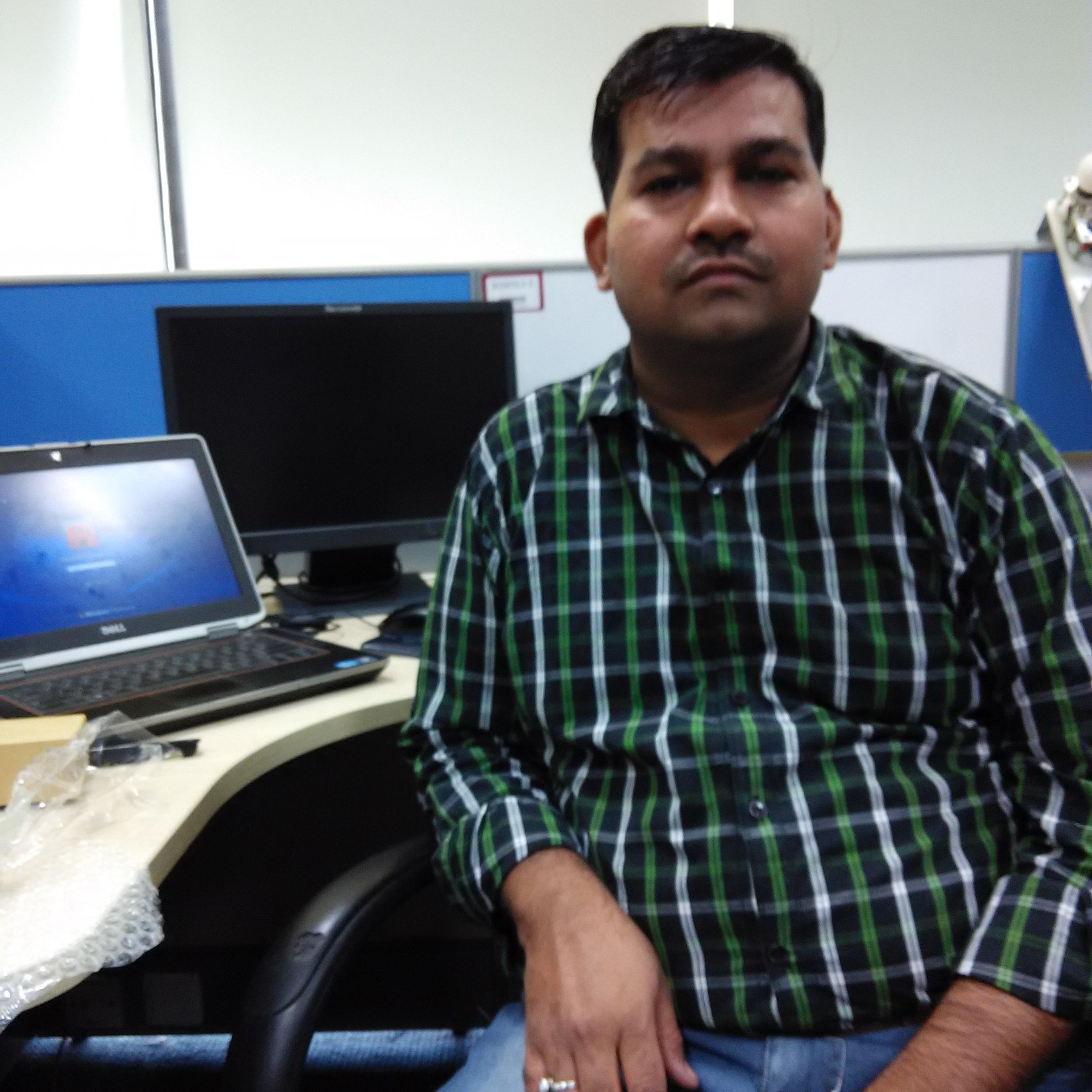 SubhashVer's profile picture. 