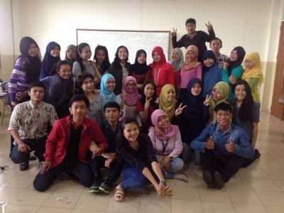 Kita berasal dari tempat yang membangun kita untuk mengubah dunia•Pendidikan Ekonomi Universitas Indraprasta PGRI'13•Bapak Drs. Paryono MM