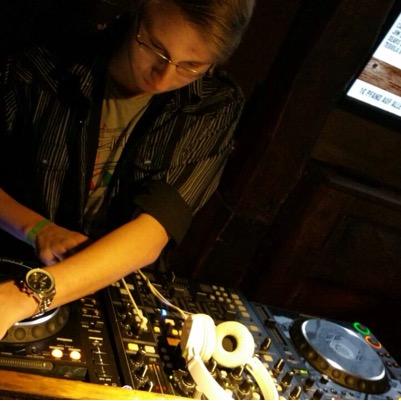 DJ_FloVeegas's profile picture. Germany | 23 | DJ | Hardstyle,EDM