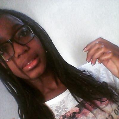 french mahomie and mixer 4 ever,nail addict.Austin Mahone my life,my boy♥Leigh,Jade,Perrie,Jesy,Camila and Madison mes beautées sûre ♡♥♡ I♥U tous soooo