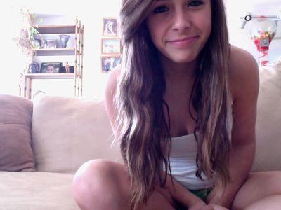 HIIII, Im Smurfina!! ^.^
16, Arts, Musiiiiic.. Love and Games..Tomorrowland.. ^_^
DM if you wanna know meee.. ^.^

OHH, and follow.. ^.^ KIIISS