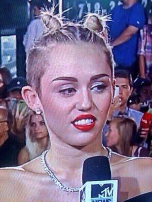 nojenta_'s profile picture. sambano na cara das inimiga desde sempre