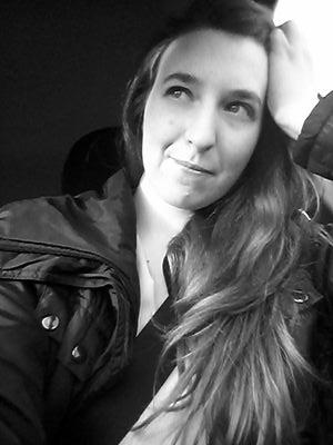 Big music lover, especially classic rock. Loves muscle cars, retro and westerns. Dont forget to check out my ebay shop.
