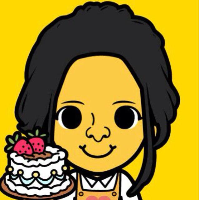 TheHeelLady's profile picture. I like intelligent conversation, laughing, business, baking and high heels.