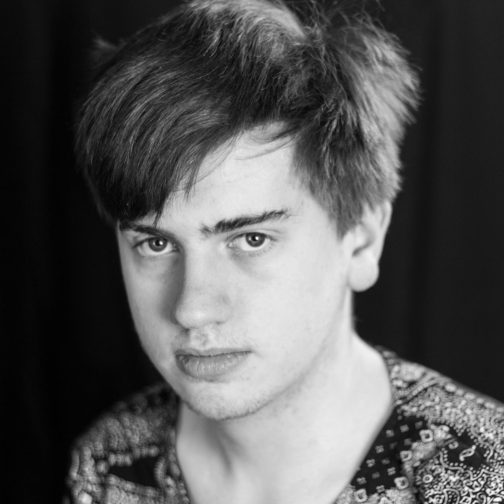 DJdanielLarbey9's profile picture. I MAKE MUSIC 10/8/11 MY GIIRL