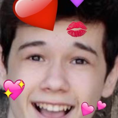 sebatschooI's profile picture. pictures of thatspanishboy at eastwood collegiate!!!