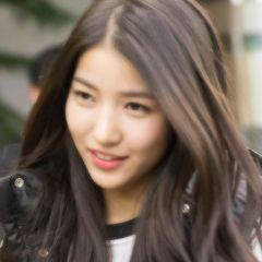(봇) an adorkable leader ㅡ born to stand out.