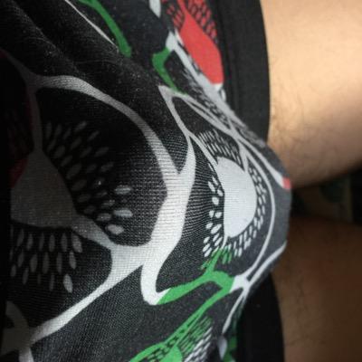 30代B。完全ノンケ生活。よろしく´д` ;