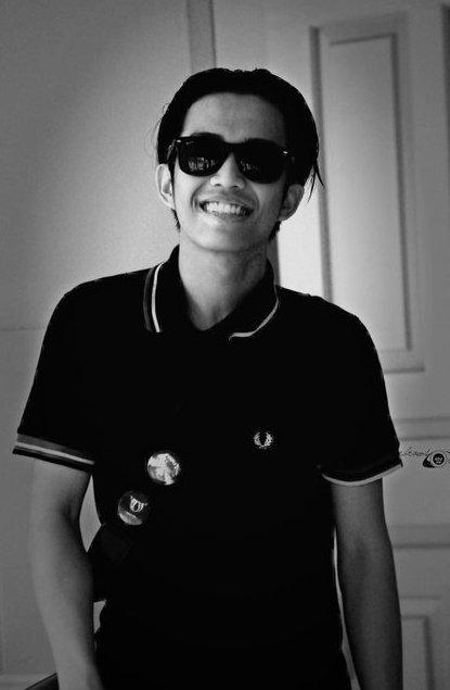 Saya biasa biasa saja,sedang sedang saja,bisa bisa saja...