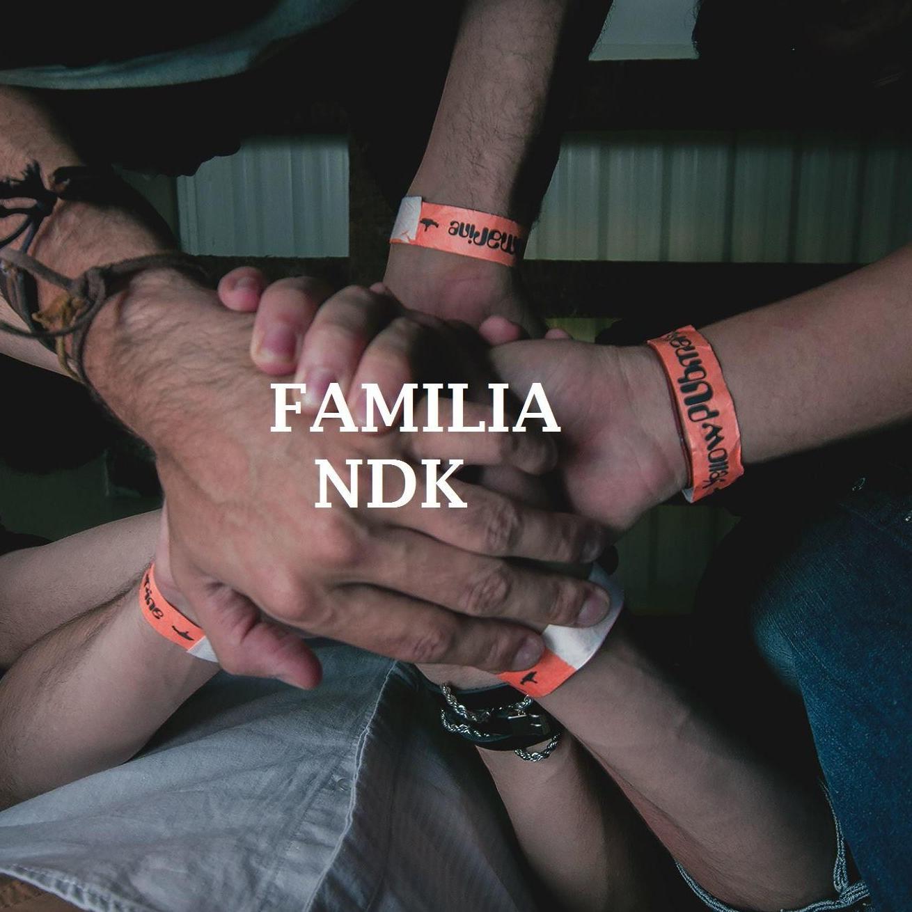 FamiliaNDK's profile picture. @ndknocaldeirao (4/05/2011 até 7/09/2013). Atualmente @FamiliaNDK