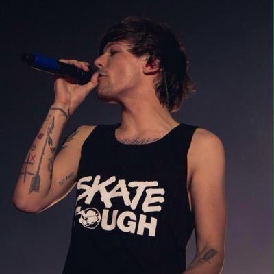 nialllllx's profile picture. this is a free follow from @winkingnjh, followe back if you like? ask for a follow back on that account :)