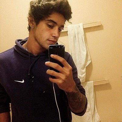 Y'a que Wes qui compte , y'a que Wes que j'aime