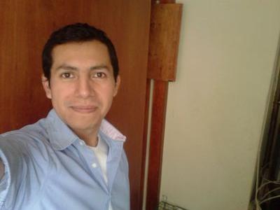 RobertoAriel30's profile picture. 