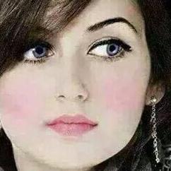 RoseSham13's profile picture. 