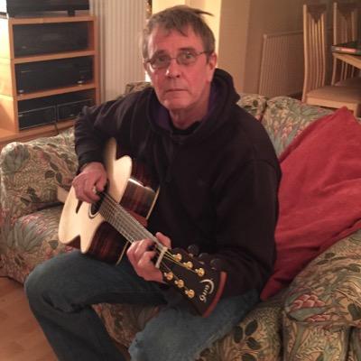 Retired from a real job. Enjoy photography. Apple fanboy since 1992. Very bad guitarist. And a lifelong THFC supporter! COYS!