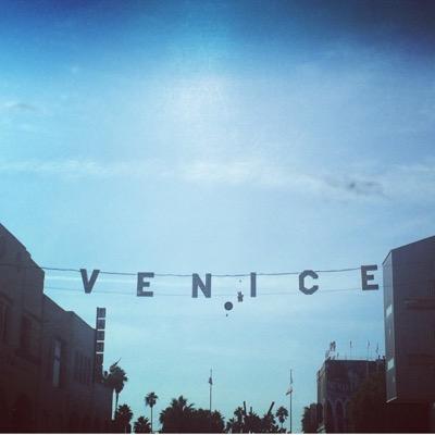 Emilyinvenice's profile picture. 