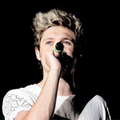 2celebritylxcks's profile picture. this is a back up account for @celebritylxcks