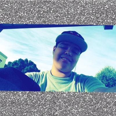 Follow Me And I'll Follow You Back! 
Main Thing Is Football 
Arturo Armendariz ✊