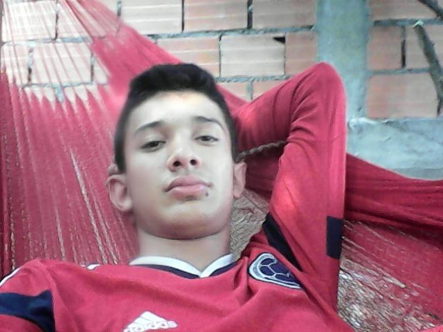 Facebook LuCho BusTamante :D