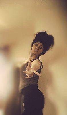 han_rose_beats's profile picture. I am a musician from Wakefield I have a YouTube channel where I post my music ever 2 days the next music genera im focusing on is future house bass