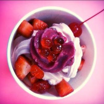 Self-serve yogurt is a healthy alternative to ice cream! Come visit soon! https://t.co/muM7fj0BRc | https://t.co/Y6UnbQCKOH