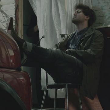 Primer Twitter Oficial dedicat a @albertsolamusic. 
Cançó d'autor /folk/pop. 
TRANSPARENT i CONVERSES PRIVADES. 
http://t.co/NPcc89niY2