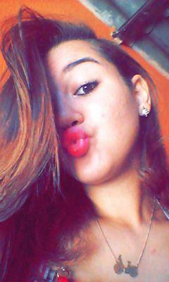 Eii,prazer LarissaTatiane,conhecida como LalaáhGuimarães ,17 anos,Mineira,Cruzeirence♥,Sagitariana,Deus♡&é isso !
Snap:lalaqhguimaraes / insta:LalaahGuimaraes