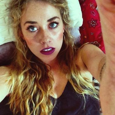 kandaceschipper's profile picture. vibrant