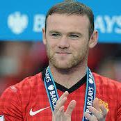 actualmente trabaja en el MANCHESTER UNITED