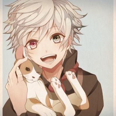 Alegre. Inocente amante de los animales, de buen corazón. Puede que algo tímido. Fácilmente manipulable.