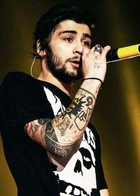 The privilege of a lifetime is being who you are . // Directioner ❤