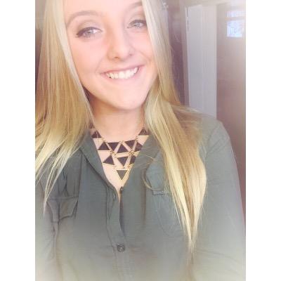 amarieliv's profile picture. 