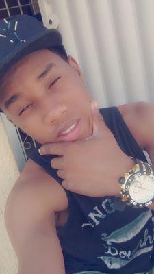 # é Chave