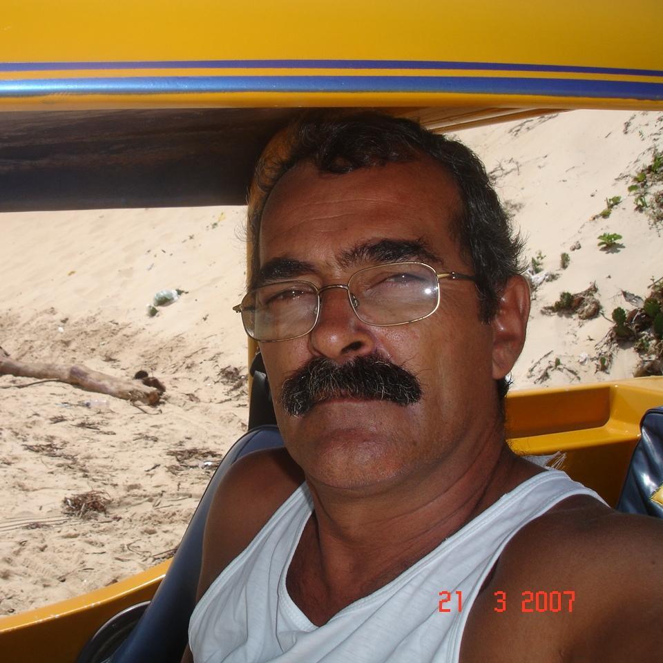 Conheça as praias do nordeste com a Buguemania