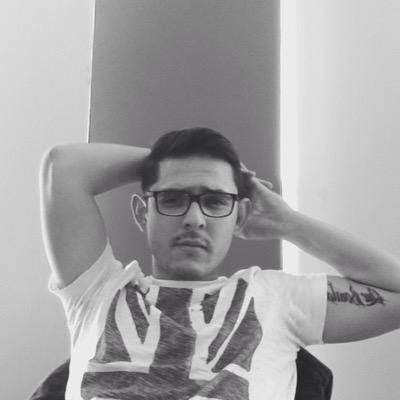 Cherroso's profile picture. Arquitecto, recien salido del horno.