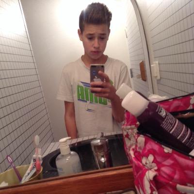 ajouter snap : leo.042001
abboner vous je rend !!✌️