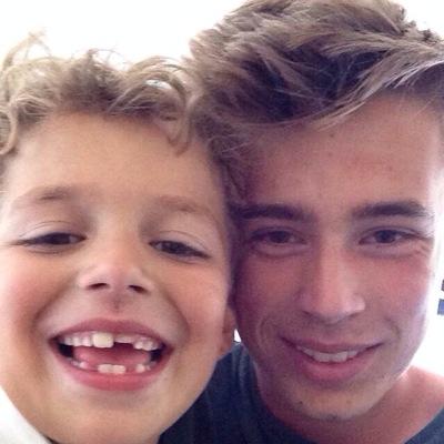 ThePuckertron's profile picture. same rope you climb up on they hang you with.