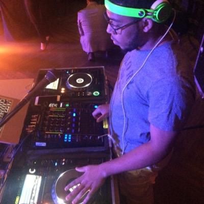 Dj M-Fresh I do all occasions! Book me at djmfresh21@gmail.com Utica College! '16 instragram: @djmfresh snapchat: mfresh18