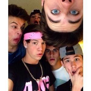 England_Making Magcon imagines for you to enjoy -----;----@