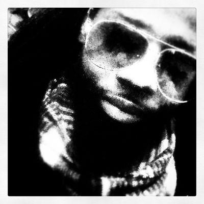 I'd like to get to know you I'm single I feel I should tell you a little about me ok! I'm honestly