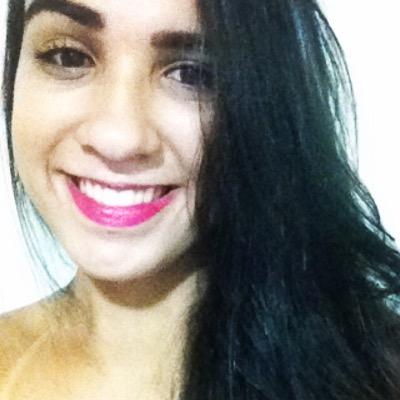 seja humilde pois ate o sol com toda a sua grandeza se poe e deixa a lua brilhar. bob marley
