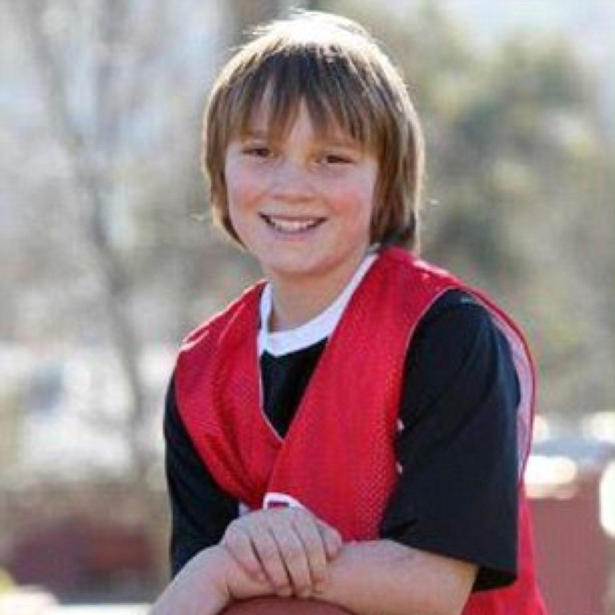 GunterCoca's profile picture. 5th grader Wisconsin I like to go hunting And fishing Im ripped And im cool