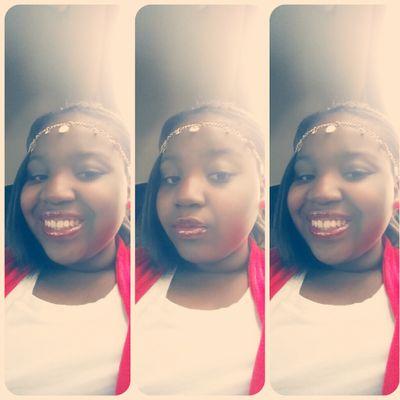 *Single*
*Kik:quebae913*
*Snapchat:queenbee0209*
*Birthday:09/13/00*