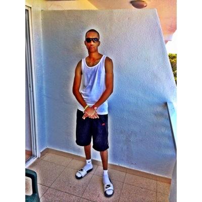 Risk_187's profile picture. New twitter starting from scratch